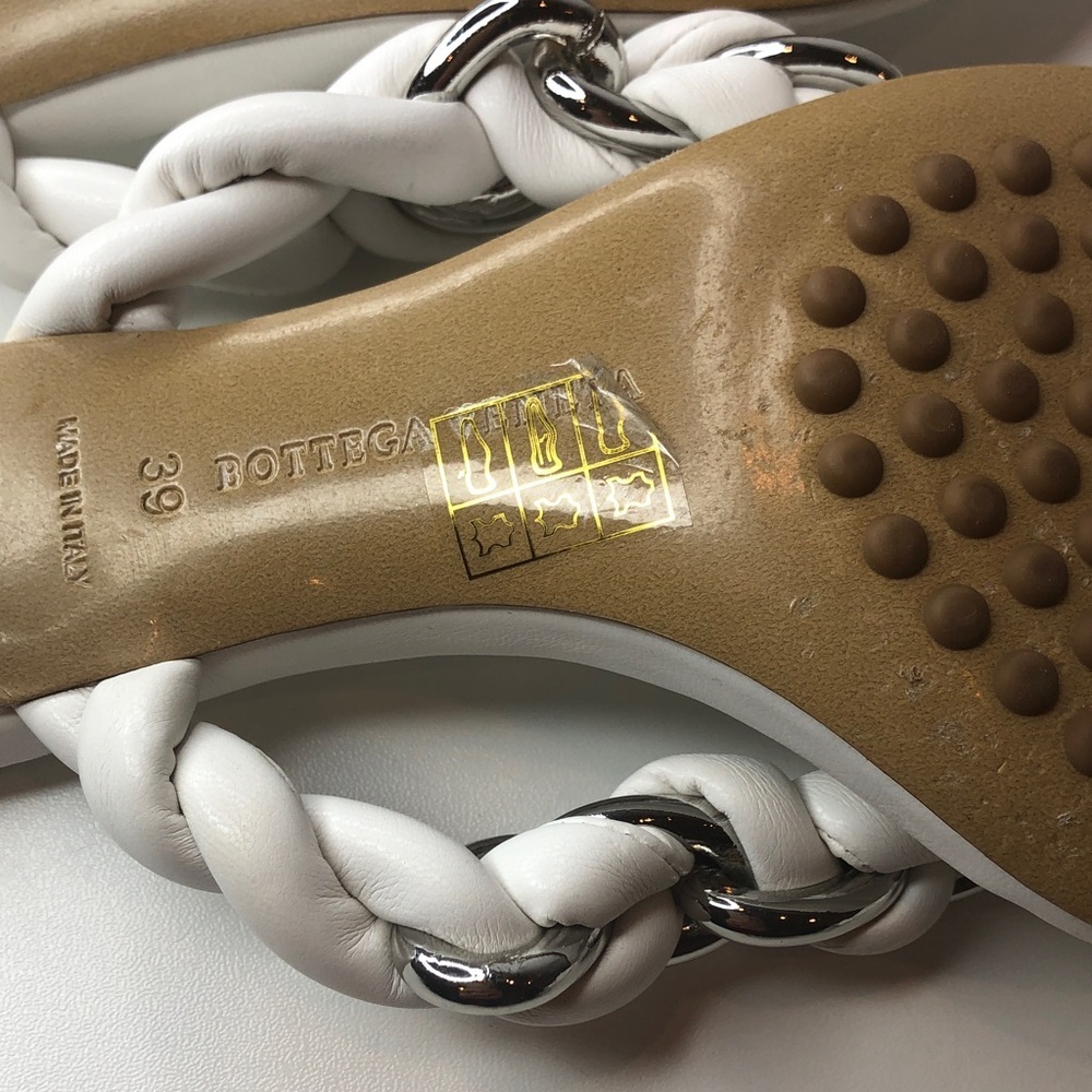 Bottega Venetta Dot Sandal White with Silver chain Accent Size 39 EU (7.5-8US) - Picture 13 of 14